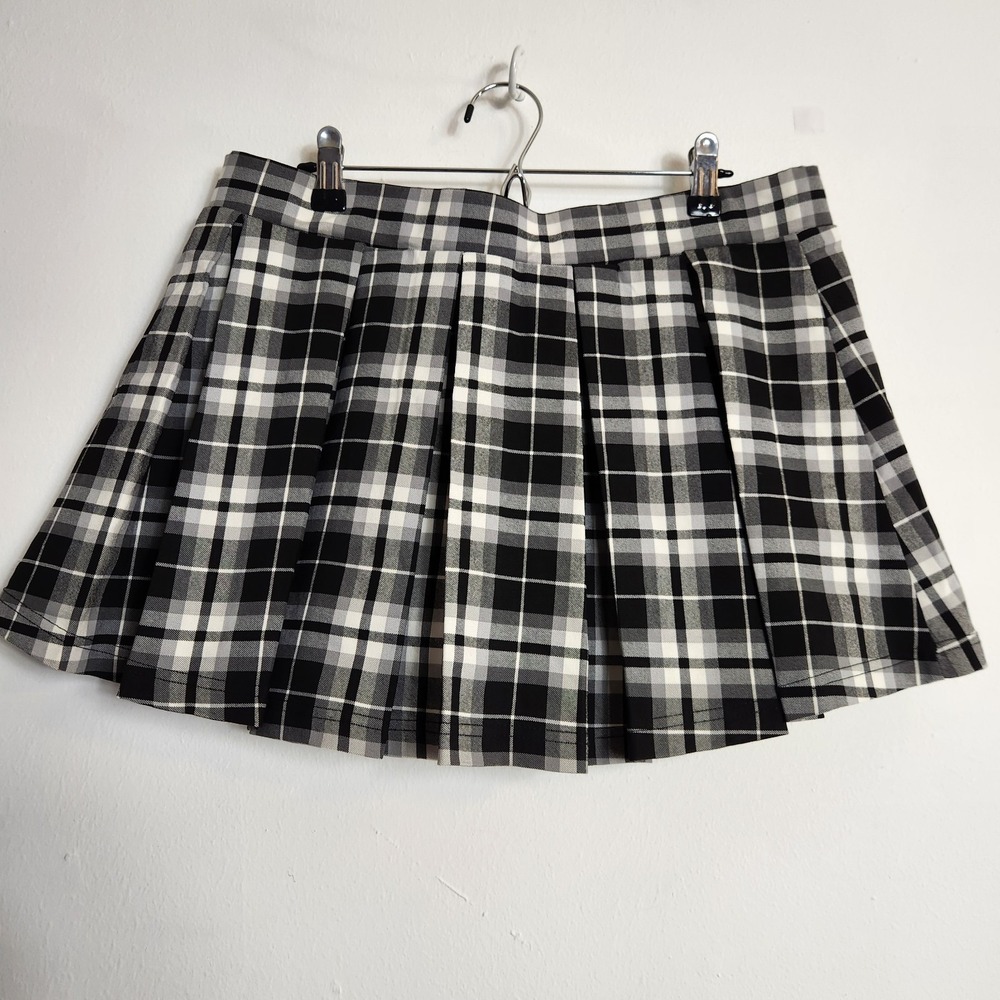 Urban Heritage Sz XL Plaid Pleated Skort Black White Tartan Mini Schoolgirl Y2K